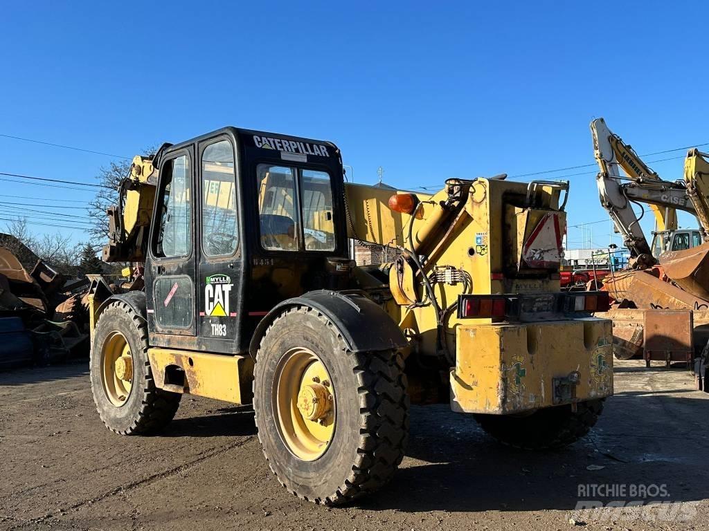 CAT TH 83 Sollevatori telescopici per agricoltura