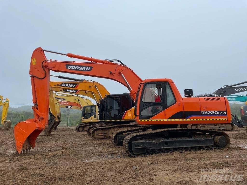 Doosan DH 220 Escavatori cingolati