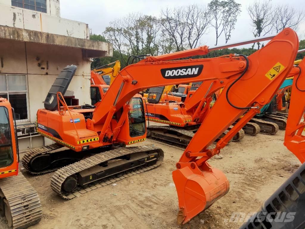 Doosan DH 225 LC-7 Escavatori cingolati
