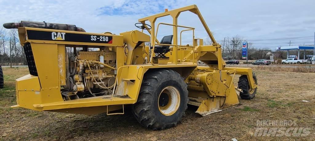 CAT SS 250 B Compattatori da suolo