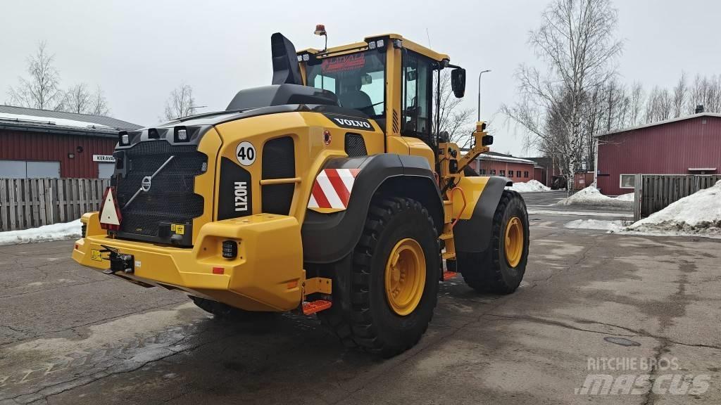 Volvo 120H Pale gommate