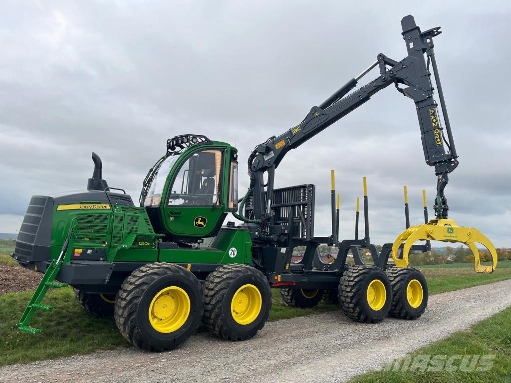 John Deere 1210G Forwarder