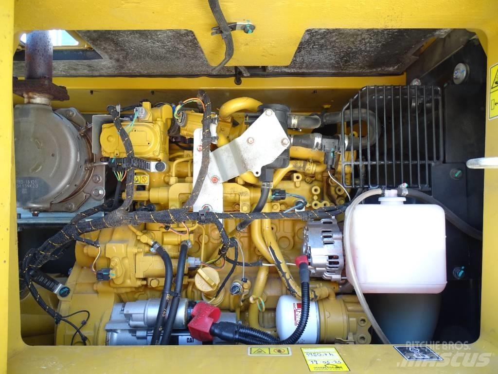 CAT 310 Escavatori cingolati