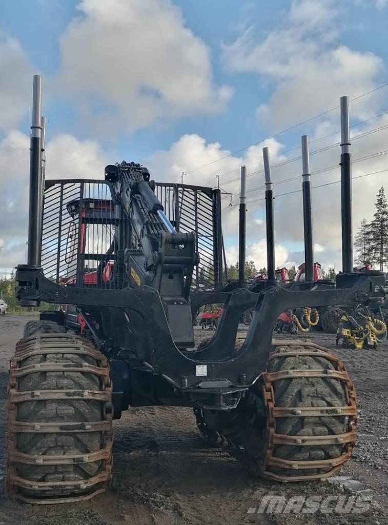 Komatsu 875 Forwarder