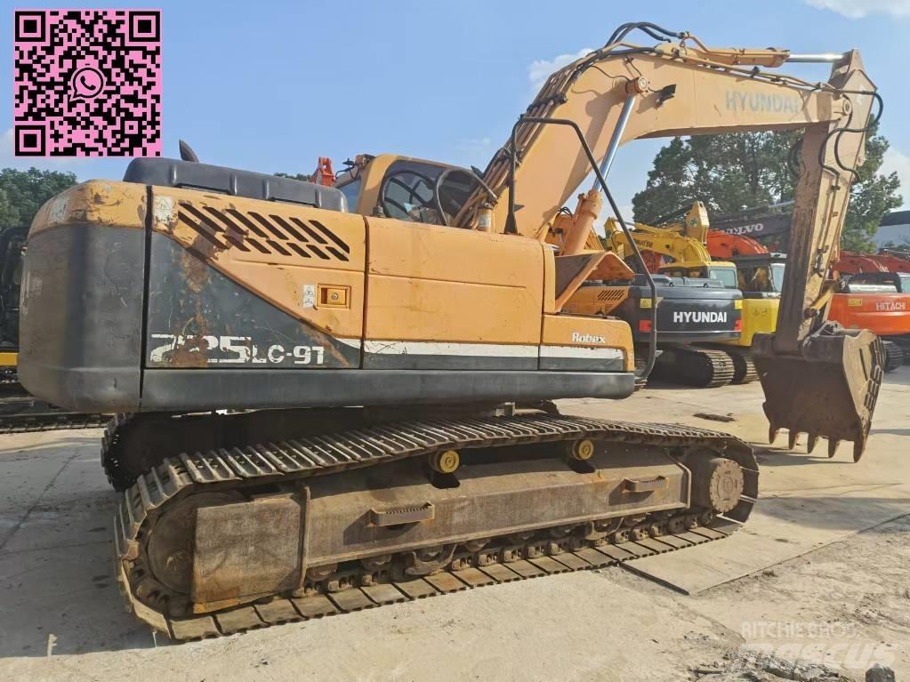 Hyundai 225 Escavatori cingolati