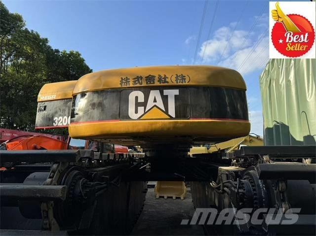 CAT 320 C Escavatori anfibi