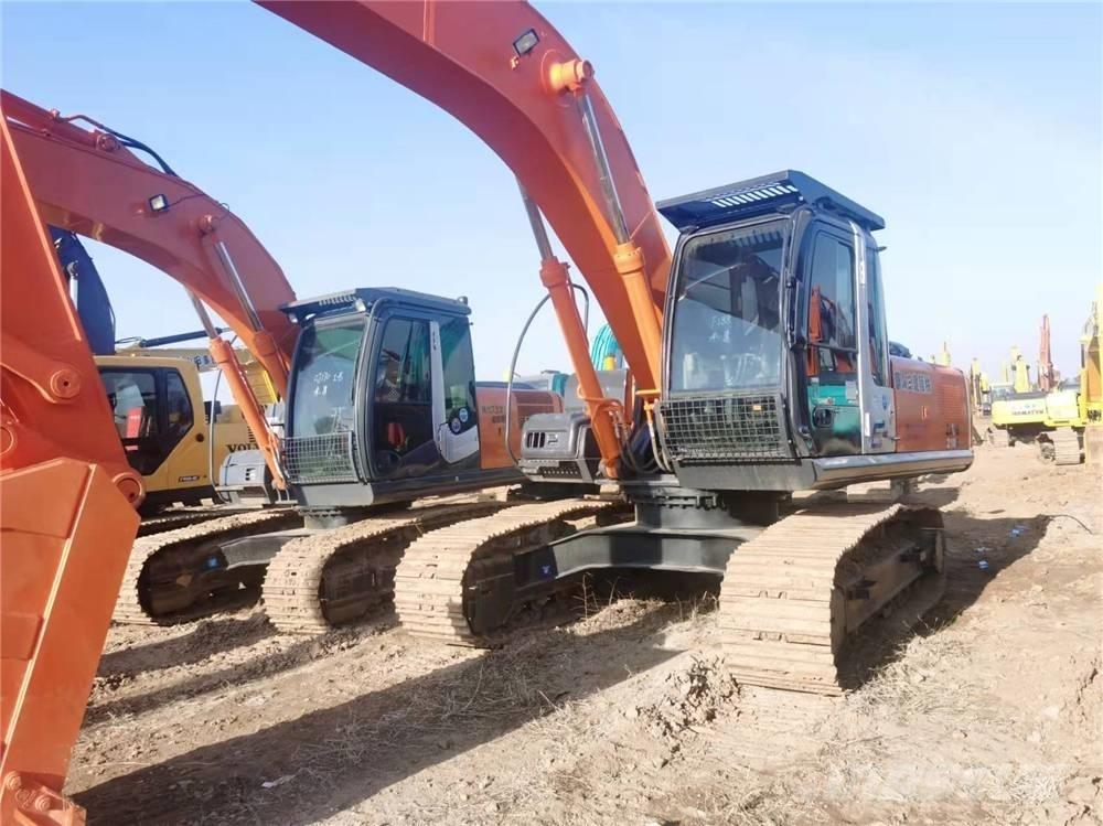 Hitachi ZX210 Escavatori cingolati