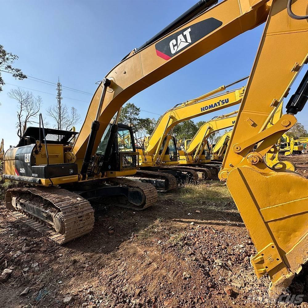 CAT 326D Escavatori cingolati