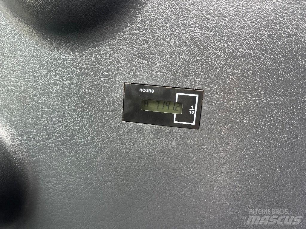 Hyundai HX 145 LCR Escavatori cingolati