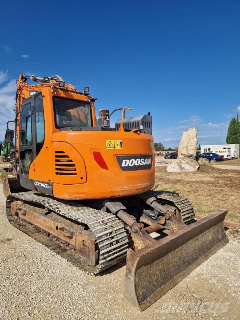 Doosan DX 140 LCR Escavatori cingolati