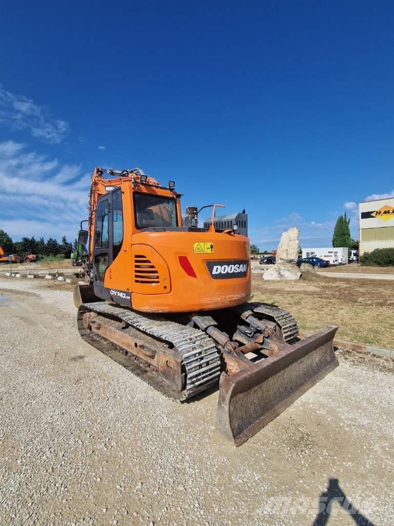 Doosan DX 140 LCR Escavatori cingolati