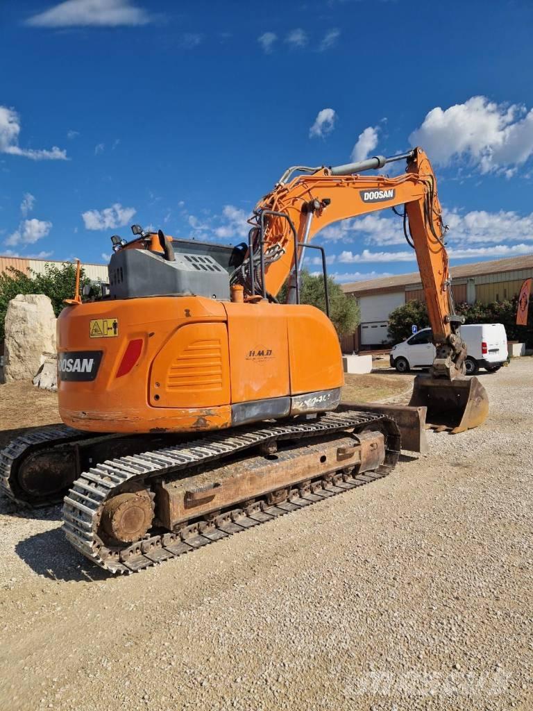 Doosan DX 140 LCR Escavatori cingolati