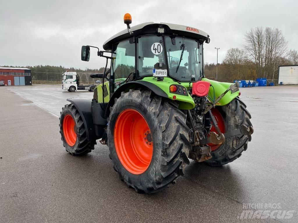 CLAAS Arion 420 Trattori