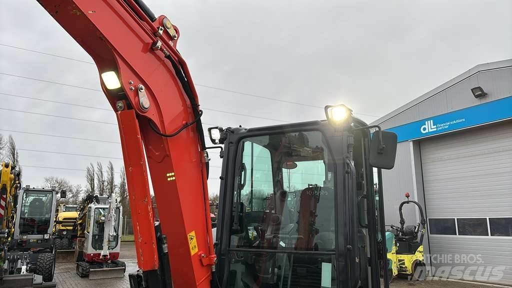 Kubota U50-5 Miniescavatori