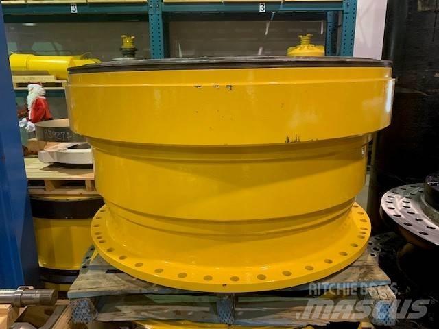 Komatsu 830 E Dumpers articolati