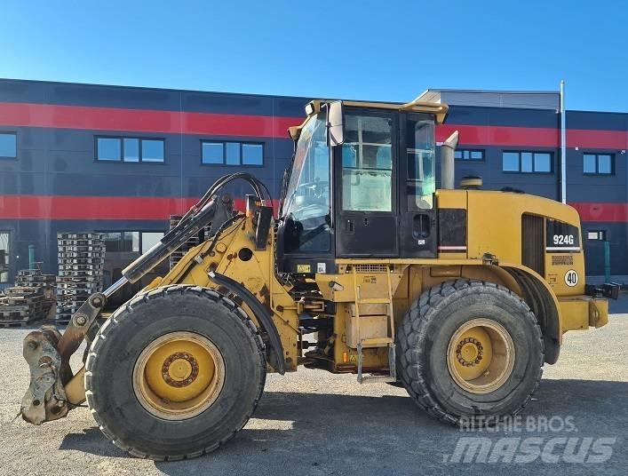 CAT 924 G Pale gommate
