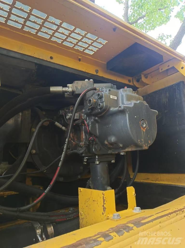 Komatsu PC 450-8 Escavatori cingolati