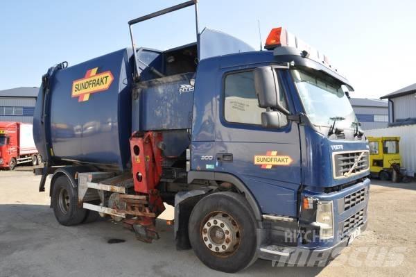Volvo FM9 4X2 300 Camion dei rifiuti
