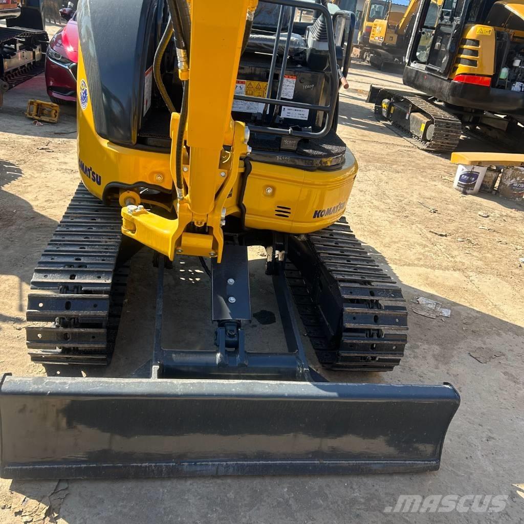 Komatsu PC 30 Miniescavatori