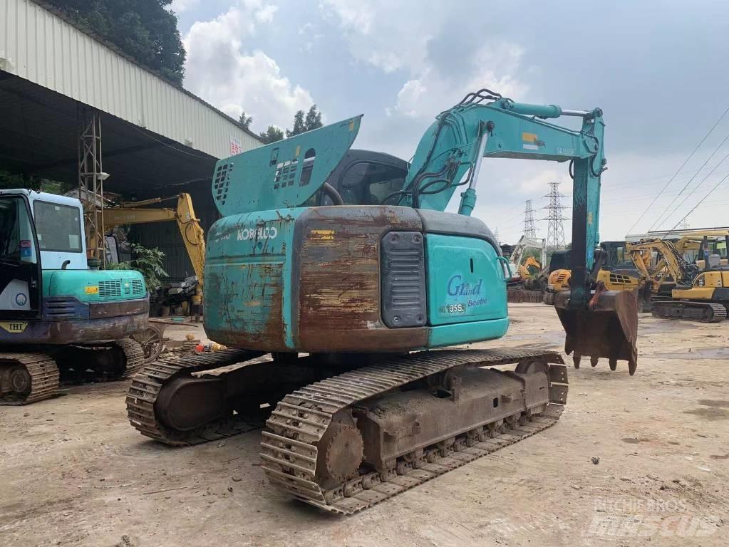 Kobelco SK 135 Escavatori cingolati