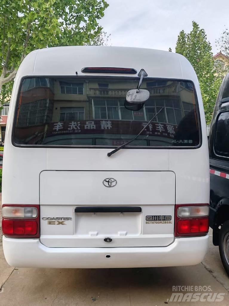 Toyota Coaster Autobus interurbani