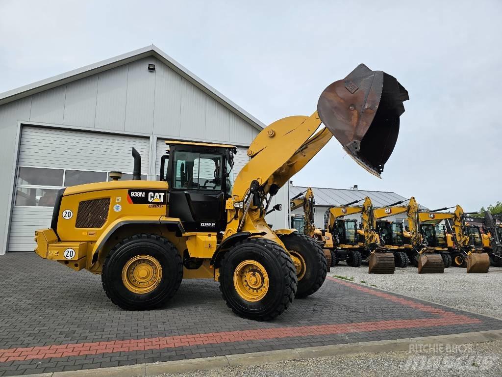 CAT 938 M Pale gommate