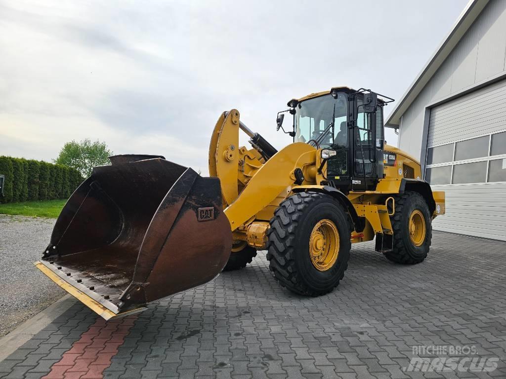 CAT 938 M Pale gommate