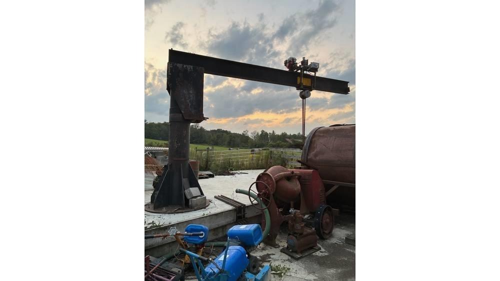  Crane and Winch Gru a carroponte e a cavalletto