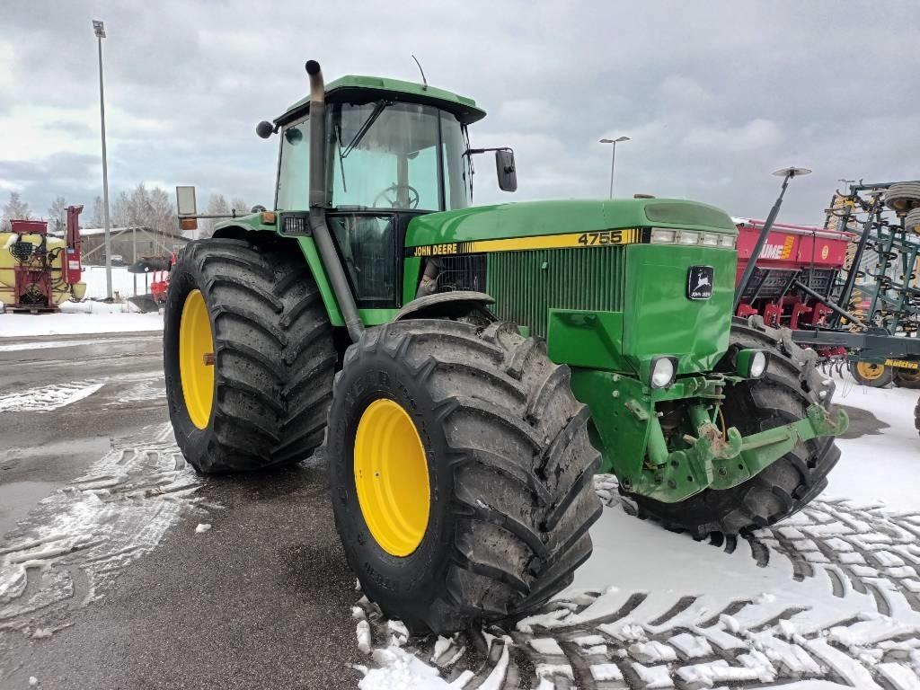 John Deere 4755 Trattori