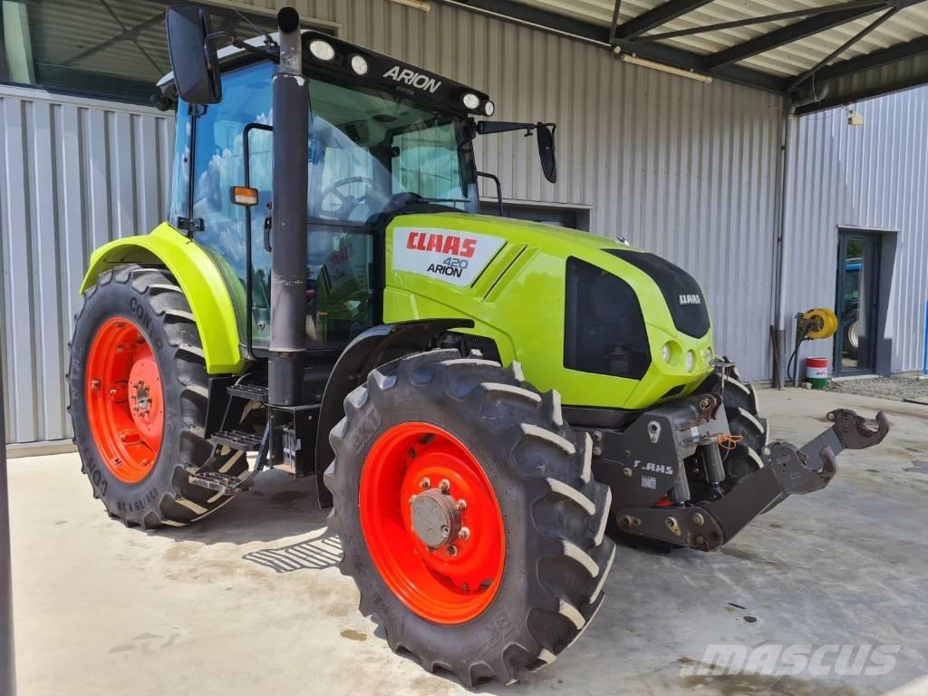 CLAAS Arion 420 Trattori