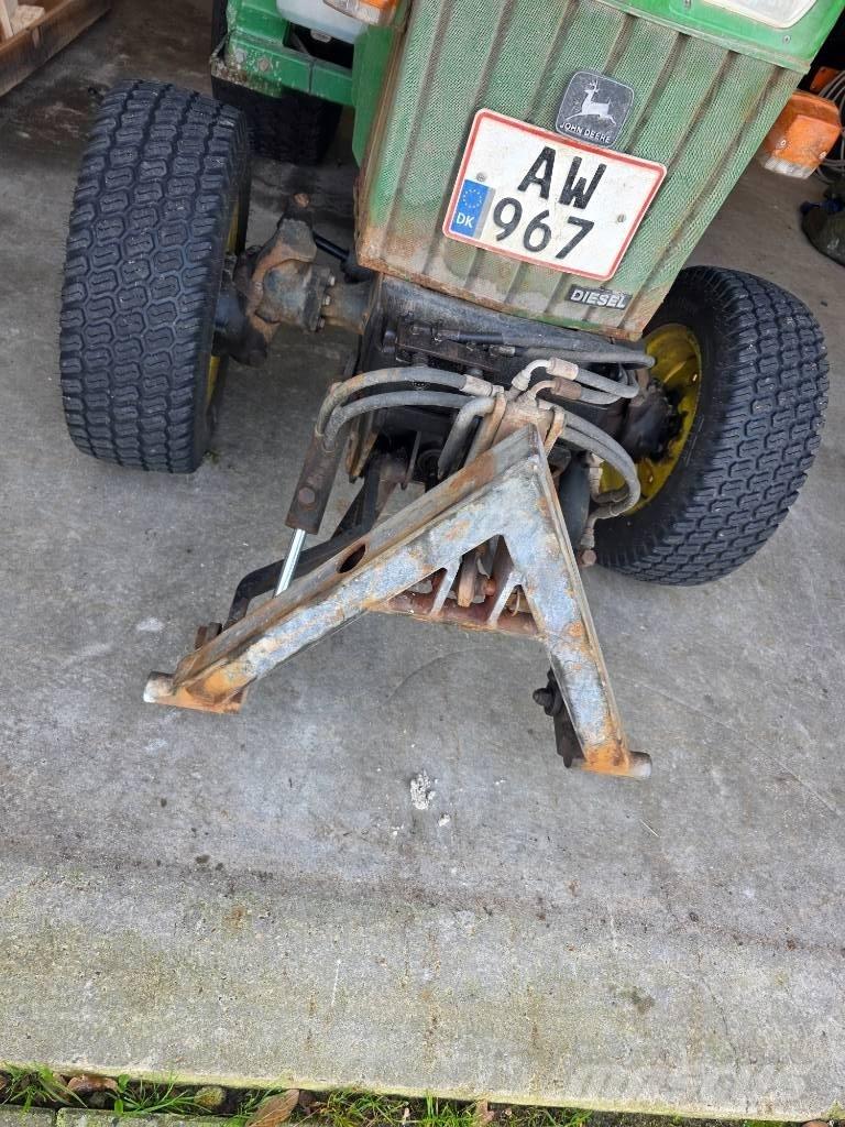 John Deere 855 Trattori compatti