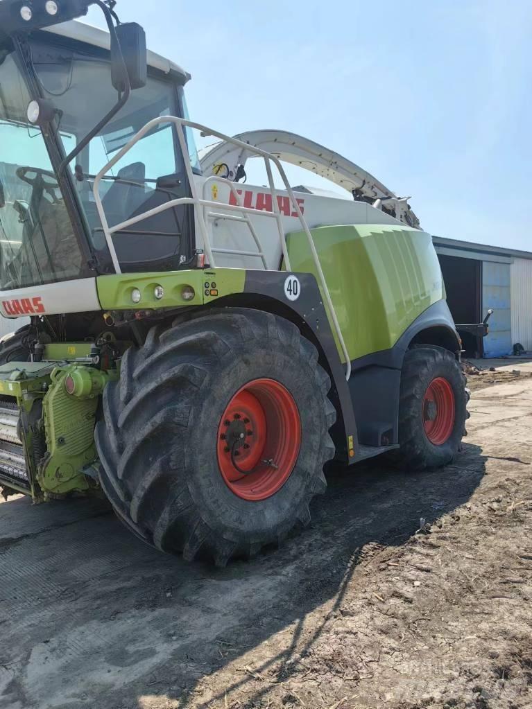 CLAAS Jaguar 960 4WD Trince semoventi