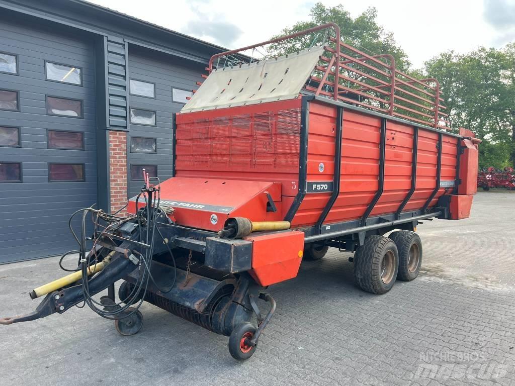 Deutz-Fahr F 570 Rimorchi autocaricanti