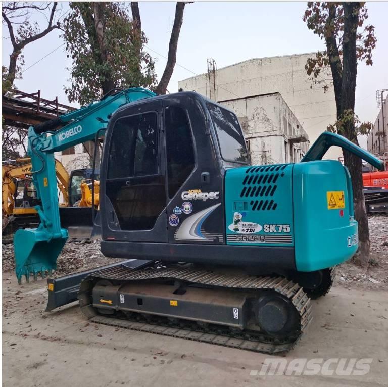 Kobelco SK 75 Escavatori medi 7t - 12t
