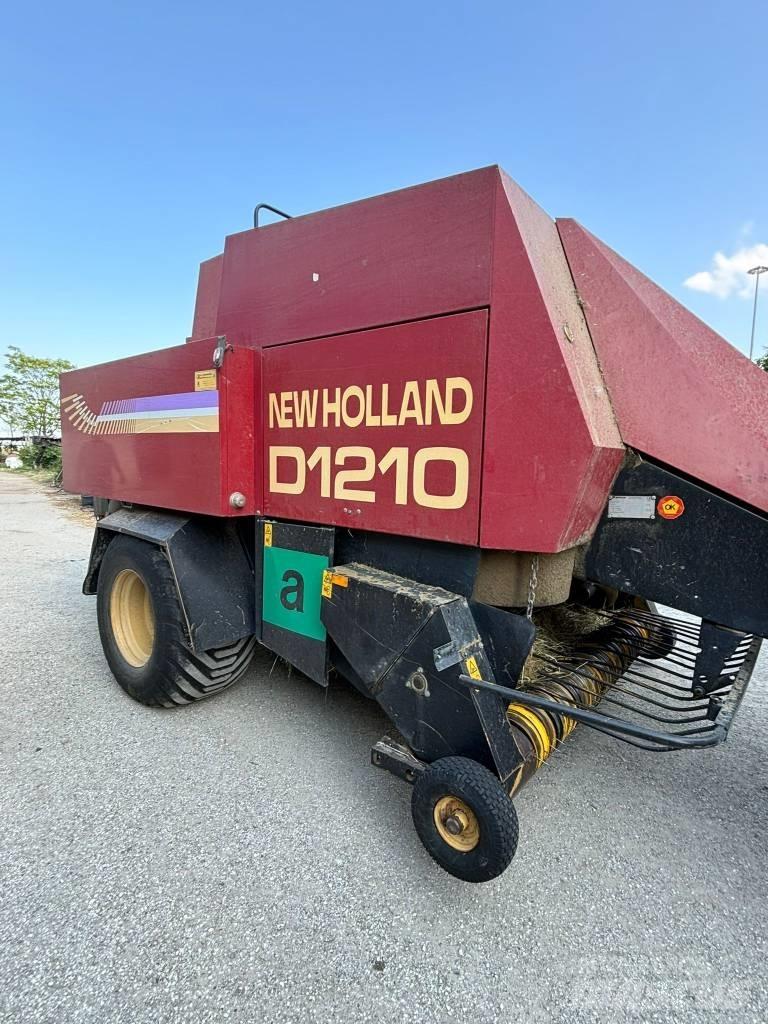 New Holland D 1210 Presse quadre