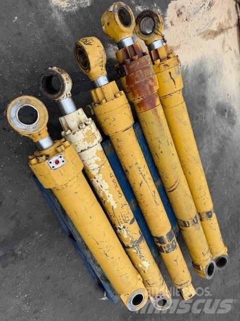 CAT 325 D Componenti idrauliche