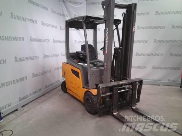 Jungheinrich EFG 320 Carrelli elevatori elettrici