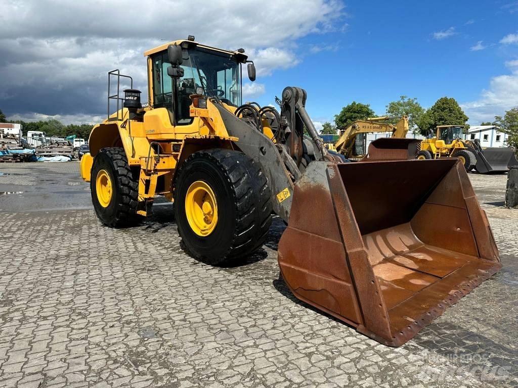 Volvo L180G Pale gommate