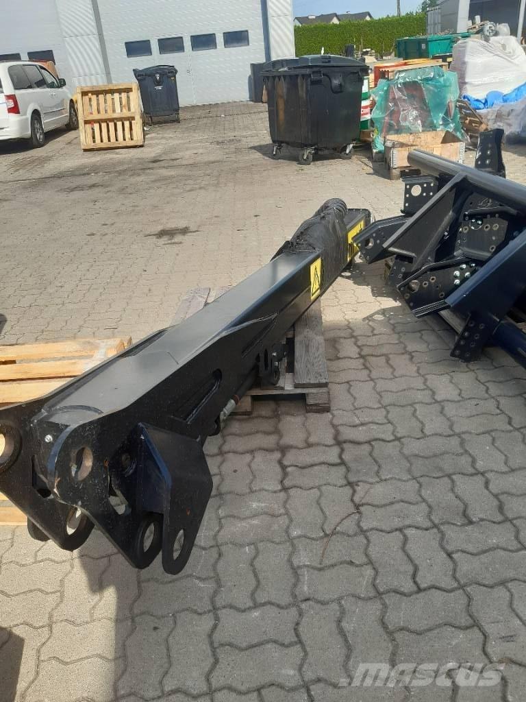 Komatsu 901.6 Gru raccoglitrici