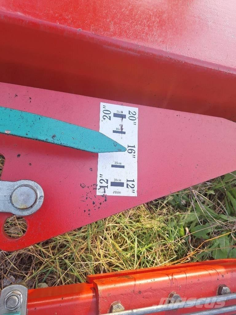 Kverneland PB100 Aratri reversibili