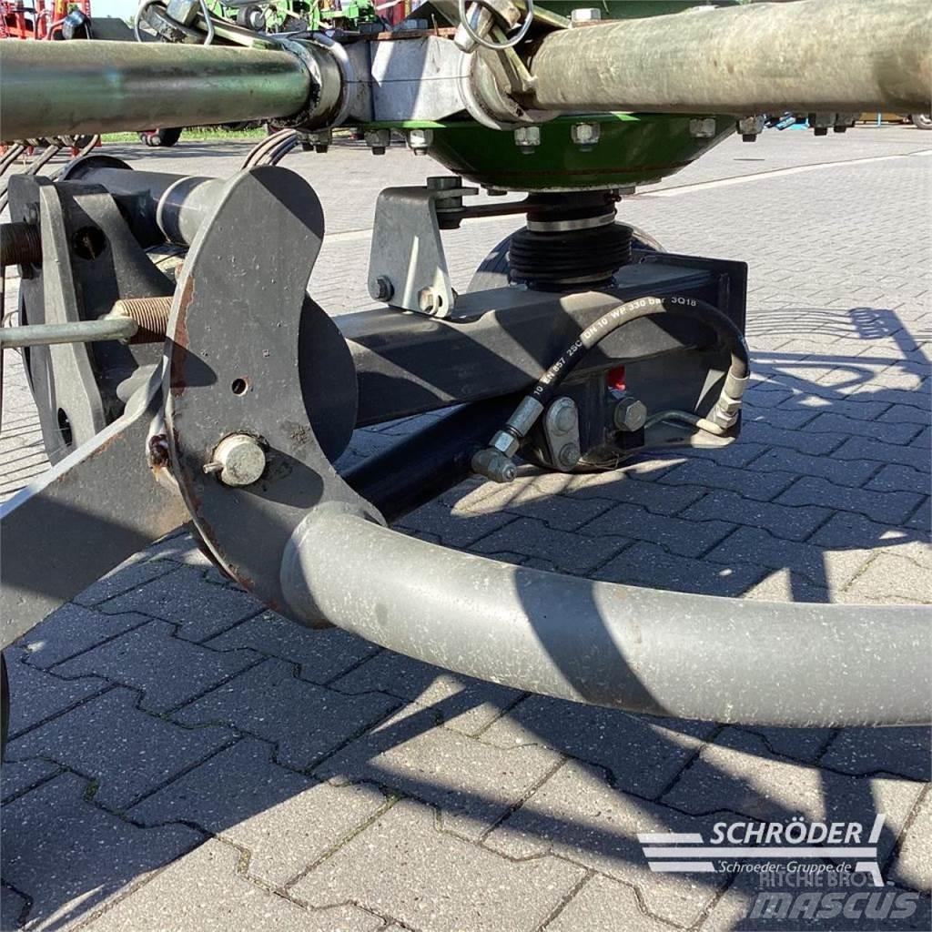 Fendt FORMER 1502 Falciandanatrici
