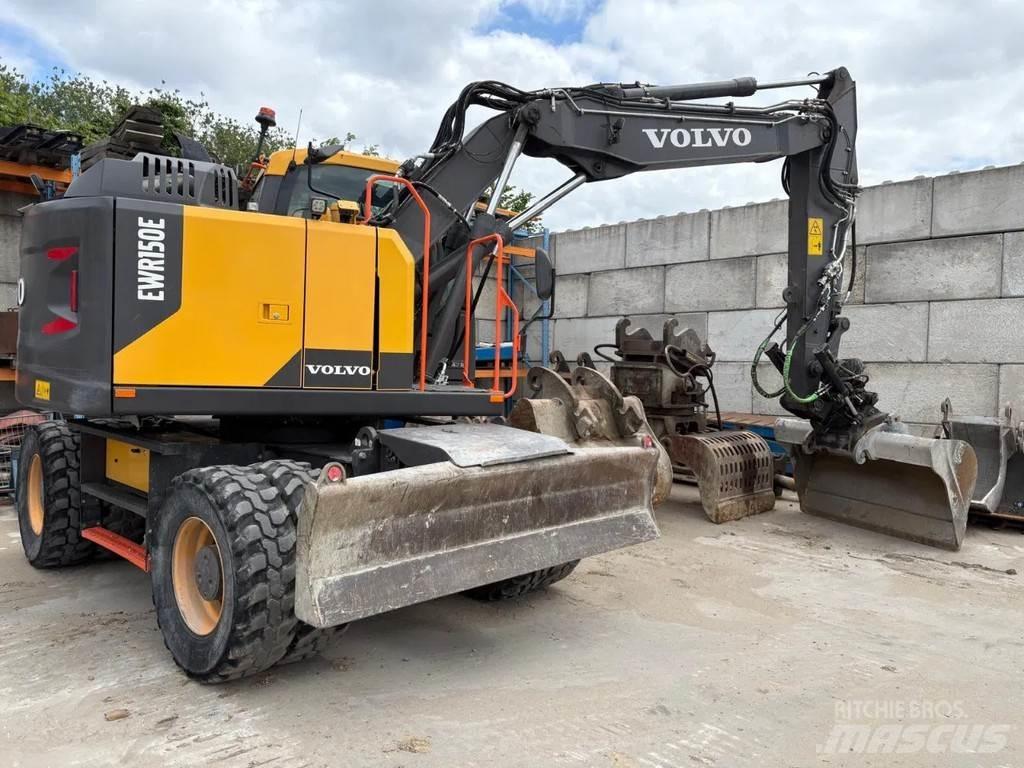 Volvo EWR150E Escavatori gommati