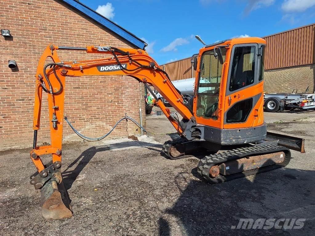 Doosan DX35Z Miniescavatori