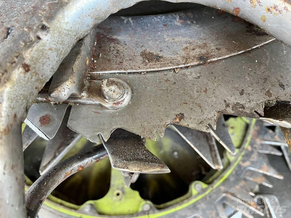 CLAAS Orbis 750 Testate per mietitrebbie