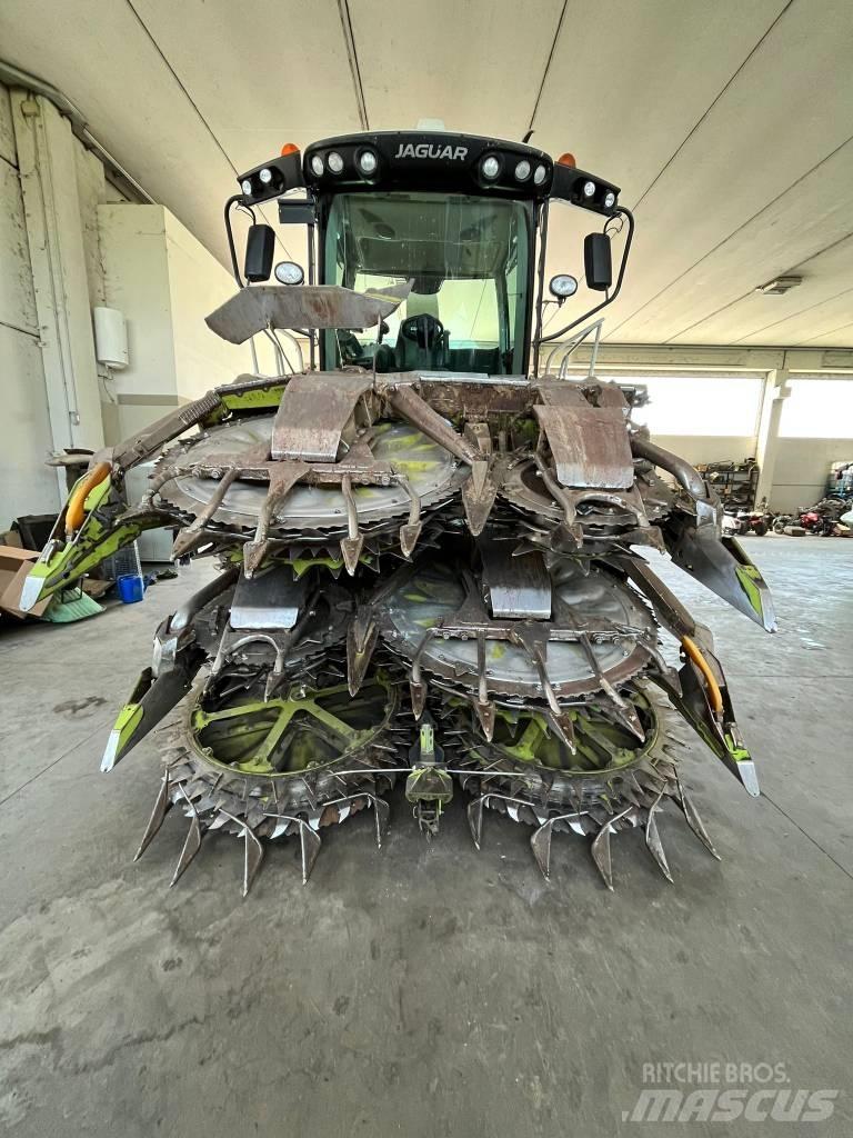 CLAAS Orbis 750 Testate per mietitrebbie