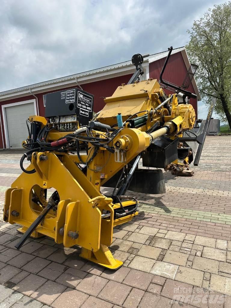  DK Trenchers 628 Scavafossi