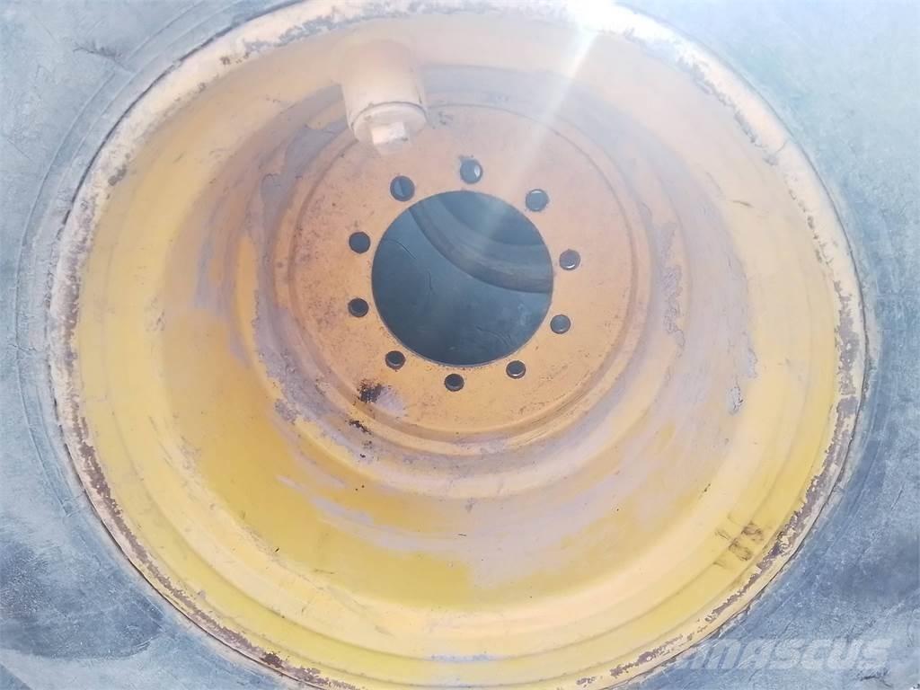 Ösa 250 24x26,5 Pneumatici, ruote e cerchioni