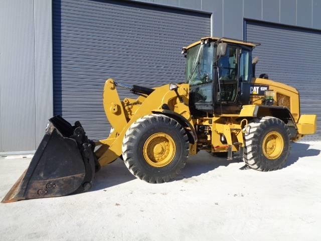CAT 938 K Pale gommate