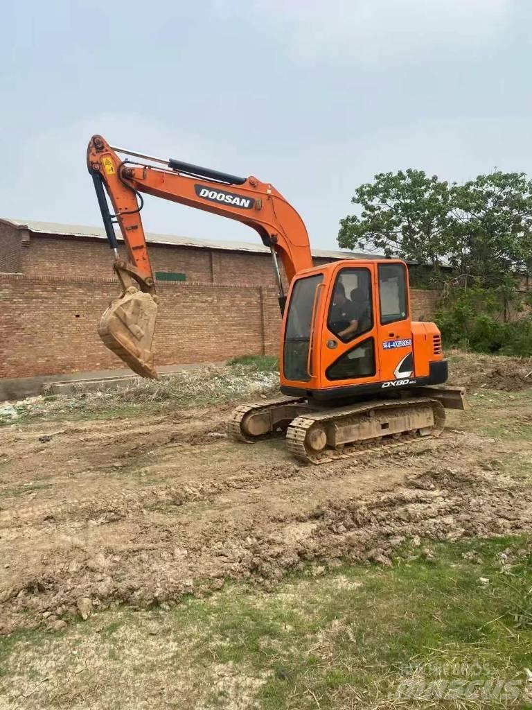 Doosan DX 80 Escavatori medi 7t - 12t