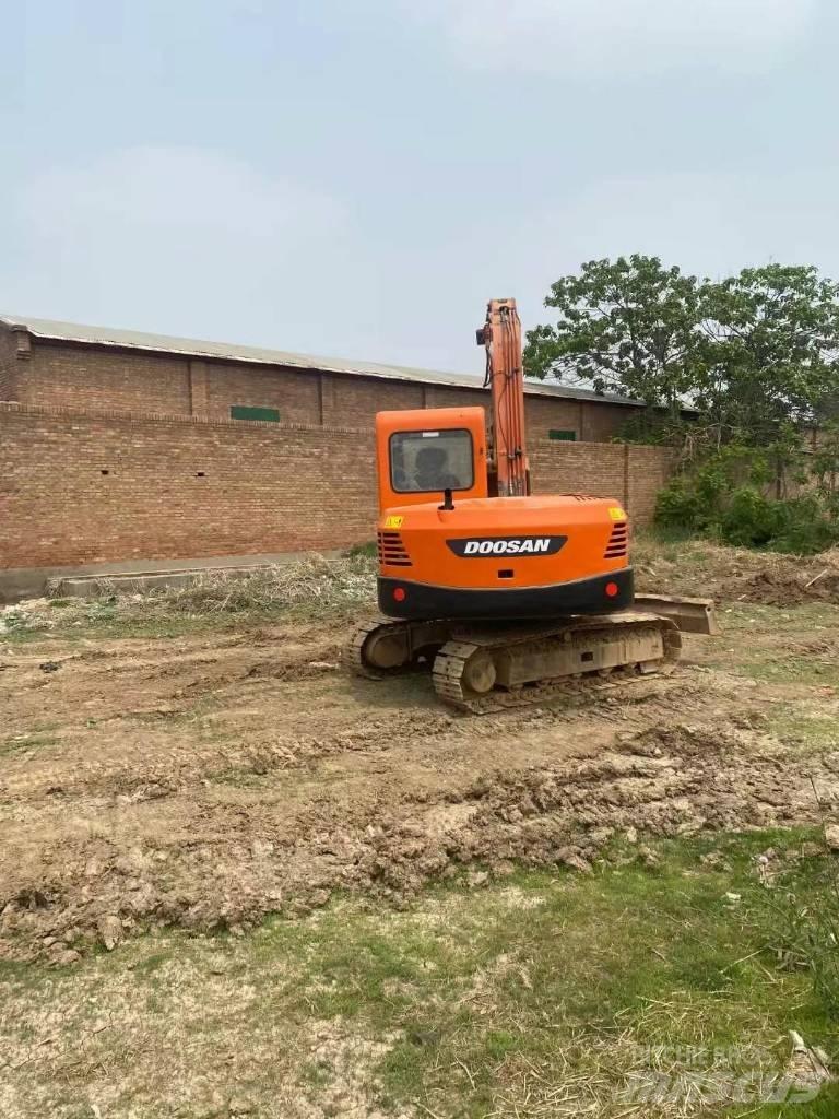 Doosan DX 80 Escavatori medi 7t - 12t